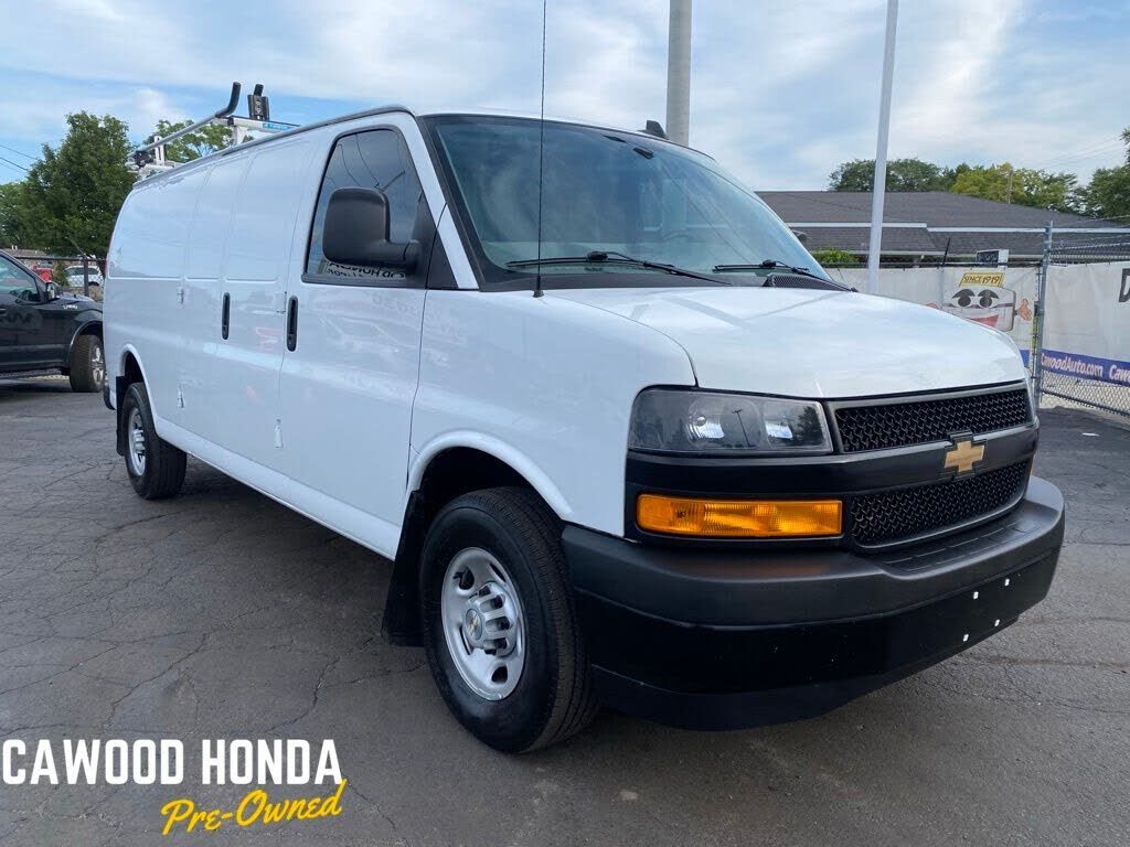 2025 CHEVROLET Express