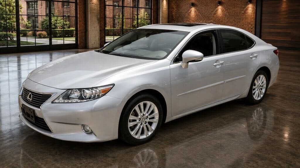 2013 LEXUS ES