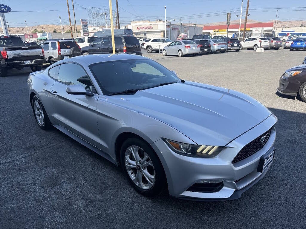 2016 FORD Mustang