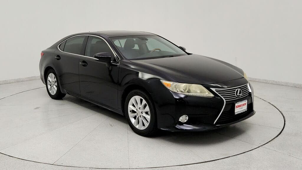 2013 LEXUS ES