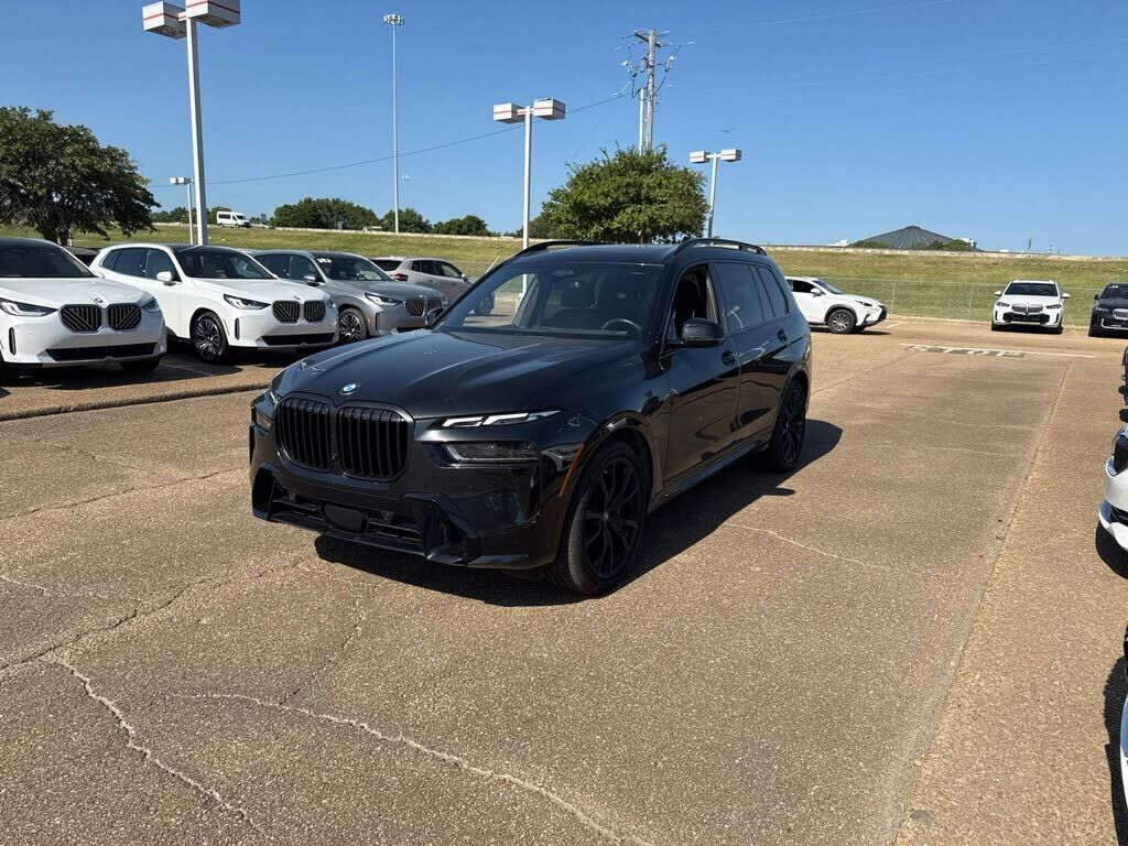 2024 BMW X7