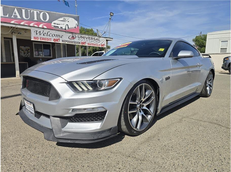 2015 FORD Mustang