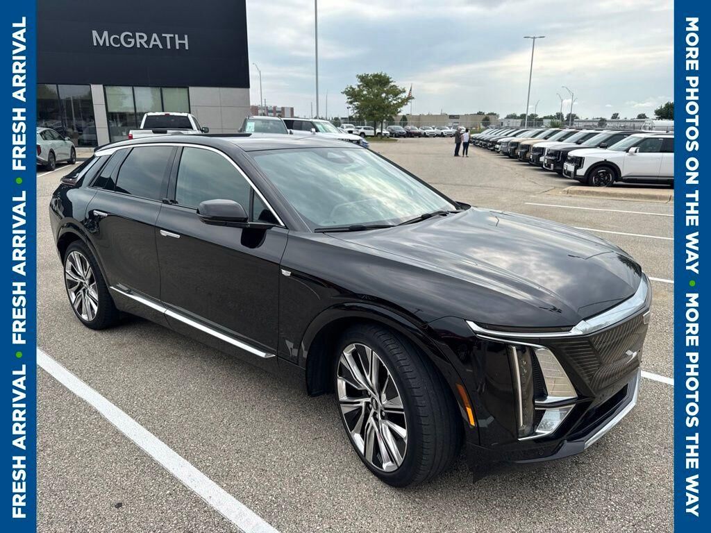 2023 CADILLAC Lyriq