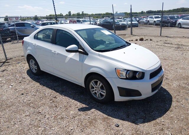 2016 CHEVROLET Sonic