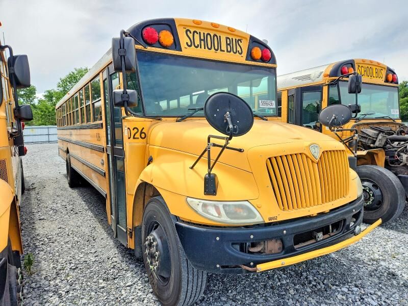 2013 IC BUS PB105