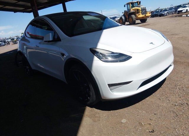 2022 TESLA Model Y