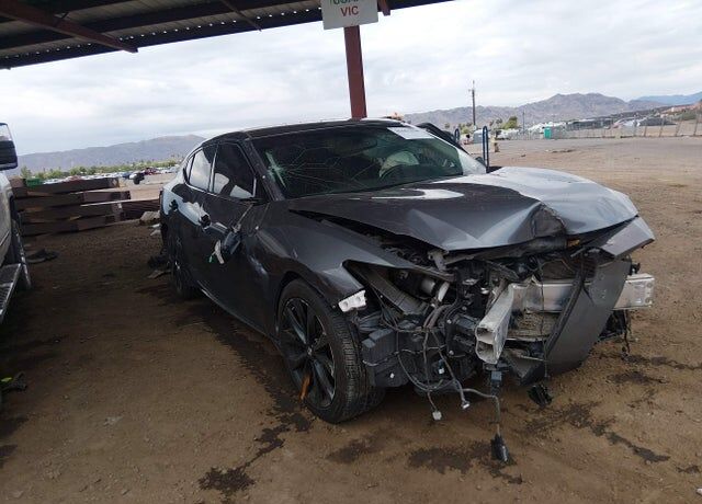 2018 NISSAN Maxima