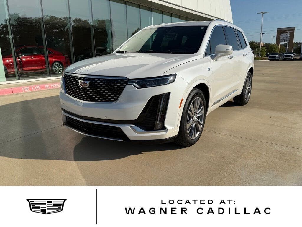 2025 CADILLAC XT6