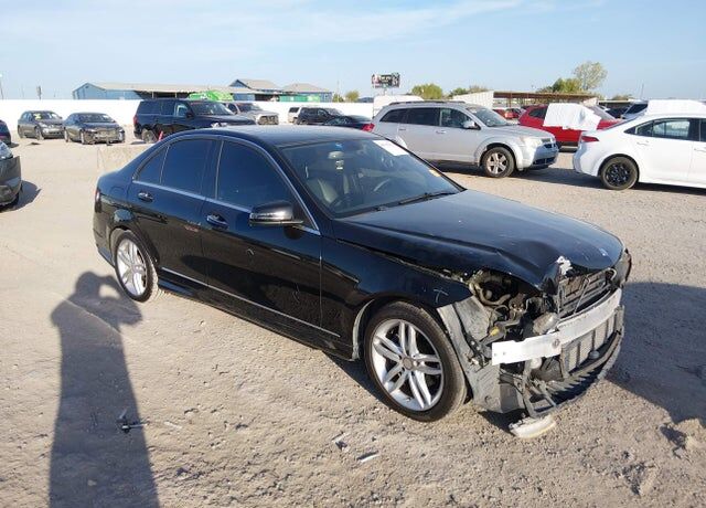 2014 MERCEDES-BENZ C-Class