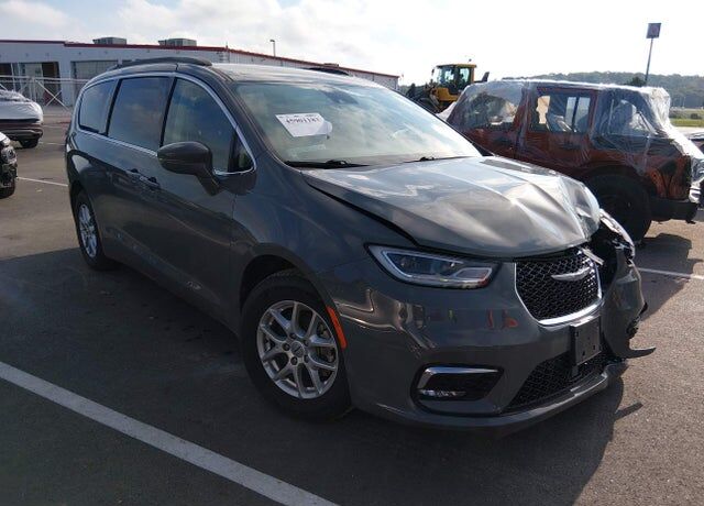 2022 CHRYSLER Pacifica