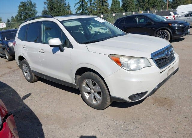 2014 SUBARU Forester