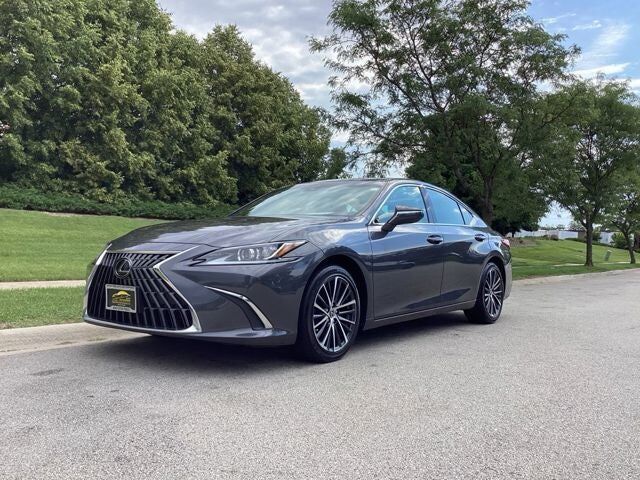 2022 LEXUS ES