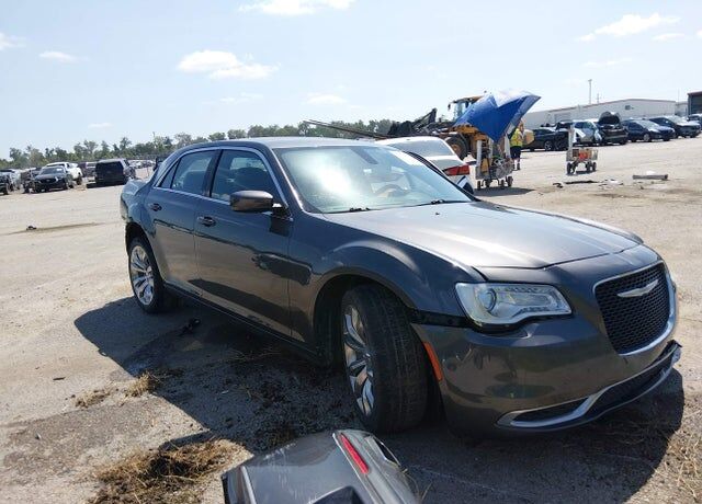 2016 CHRYSLER 300