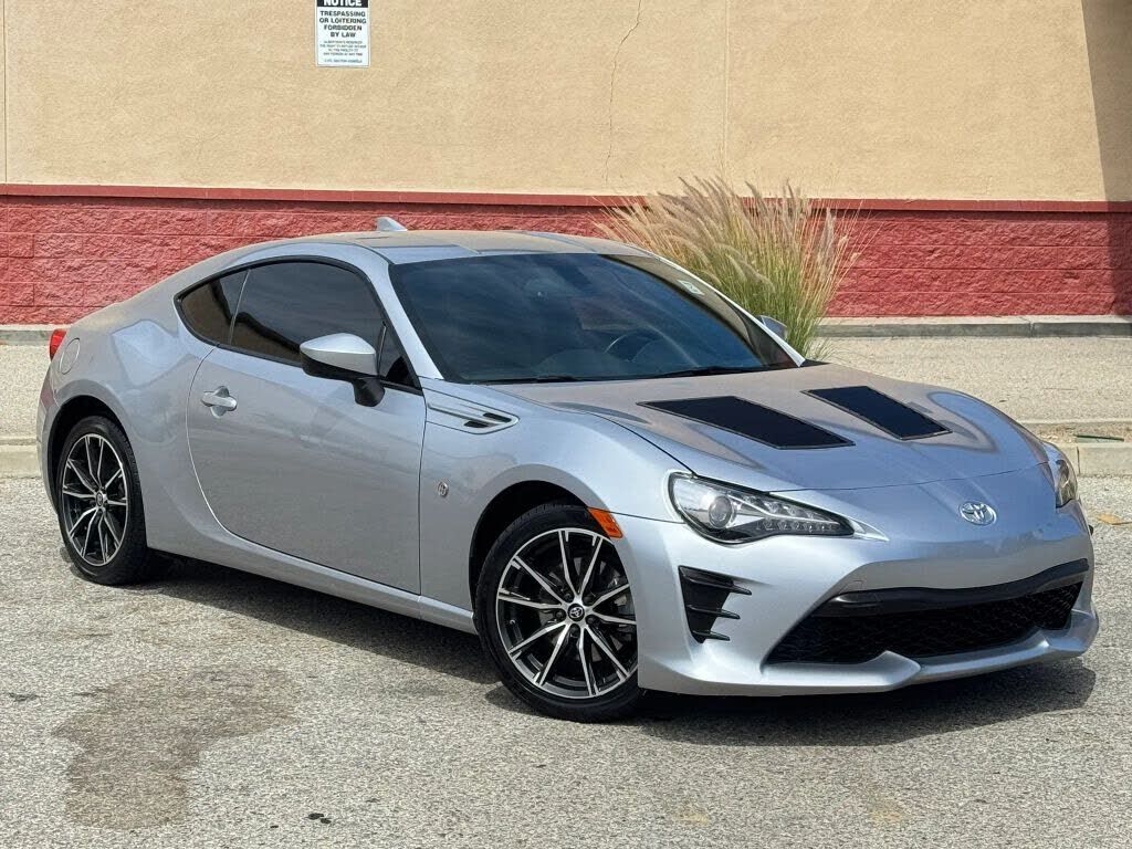 2019 TOYOTA 86