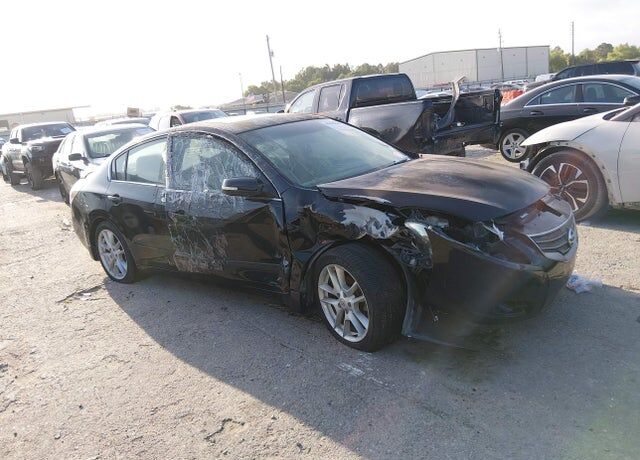 2012 NISSAN Altima