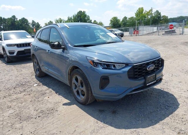 2024 FORD Escape