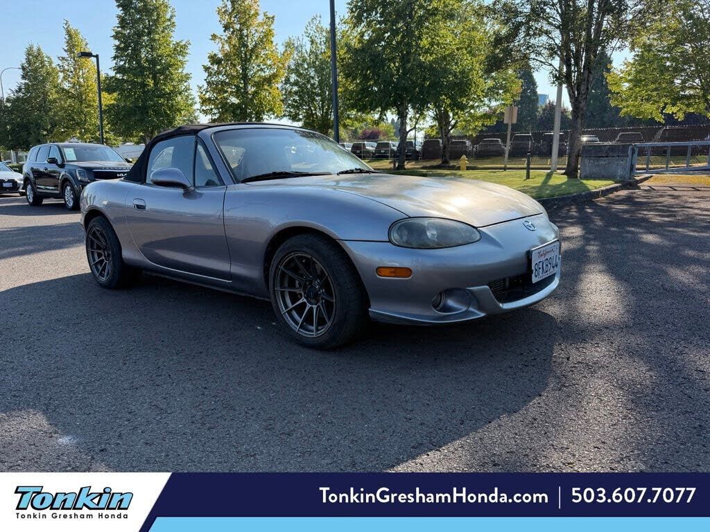 2004 MAZDA MX-5