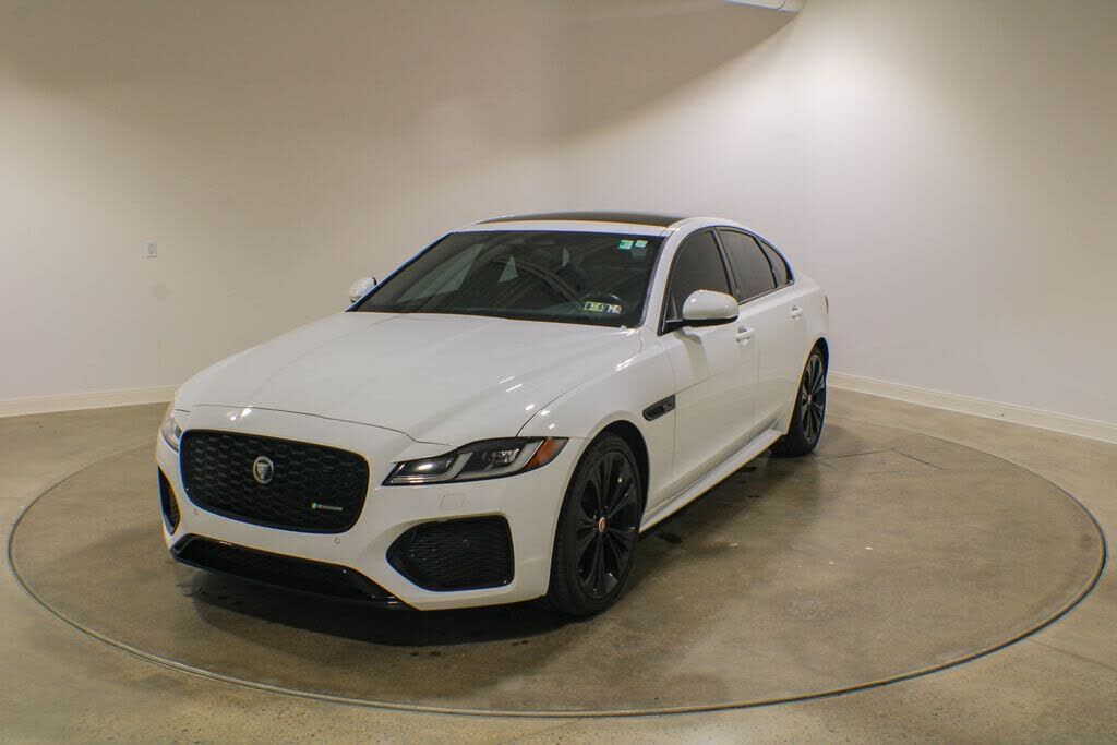 2022 JAGUAR XF