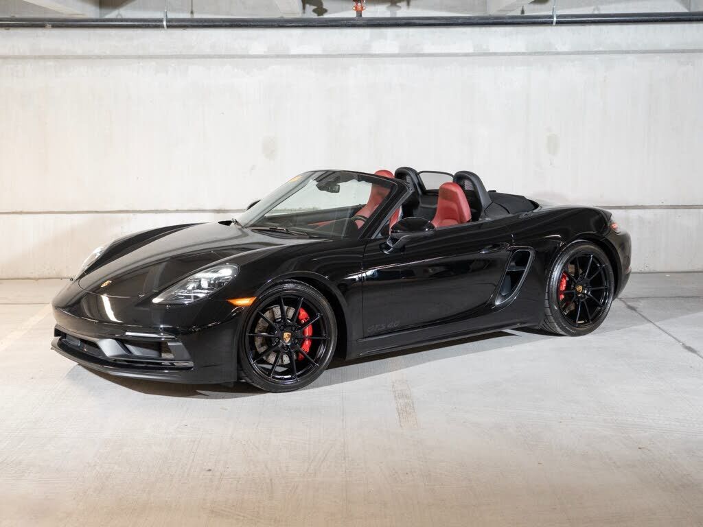 2021 PORSCHE 718
