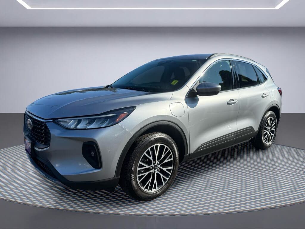 2023 FORD Escape