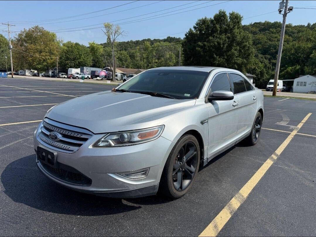 2010 FORD Taurus