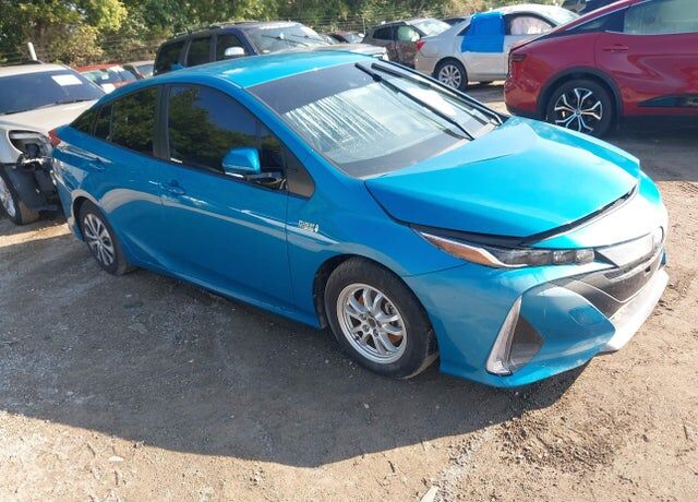 2022 TOYOTA Prius