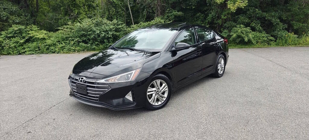 2019 HYUNDAI Elantra