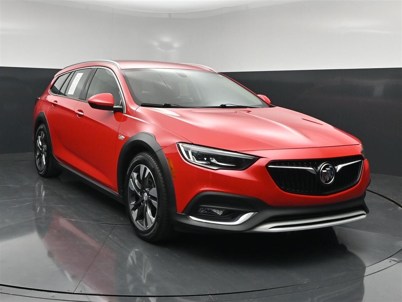 2018 BUICK Regal TourX