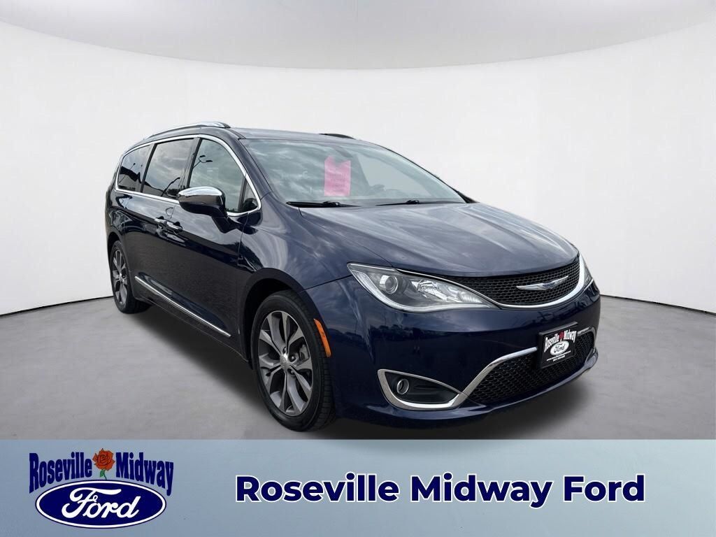 2017 CHRYSLER Pacifica