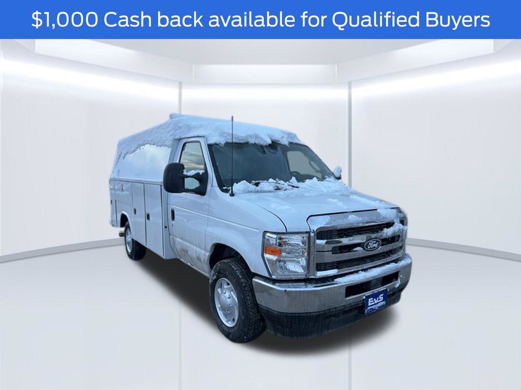 2026 FORD E-350
