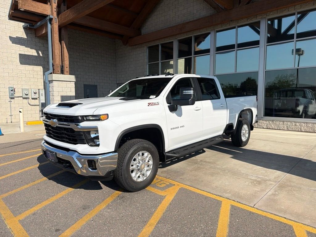 2026 CHEVROLET Silverado HD