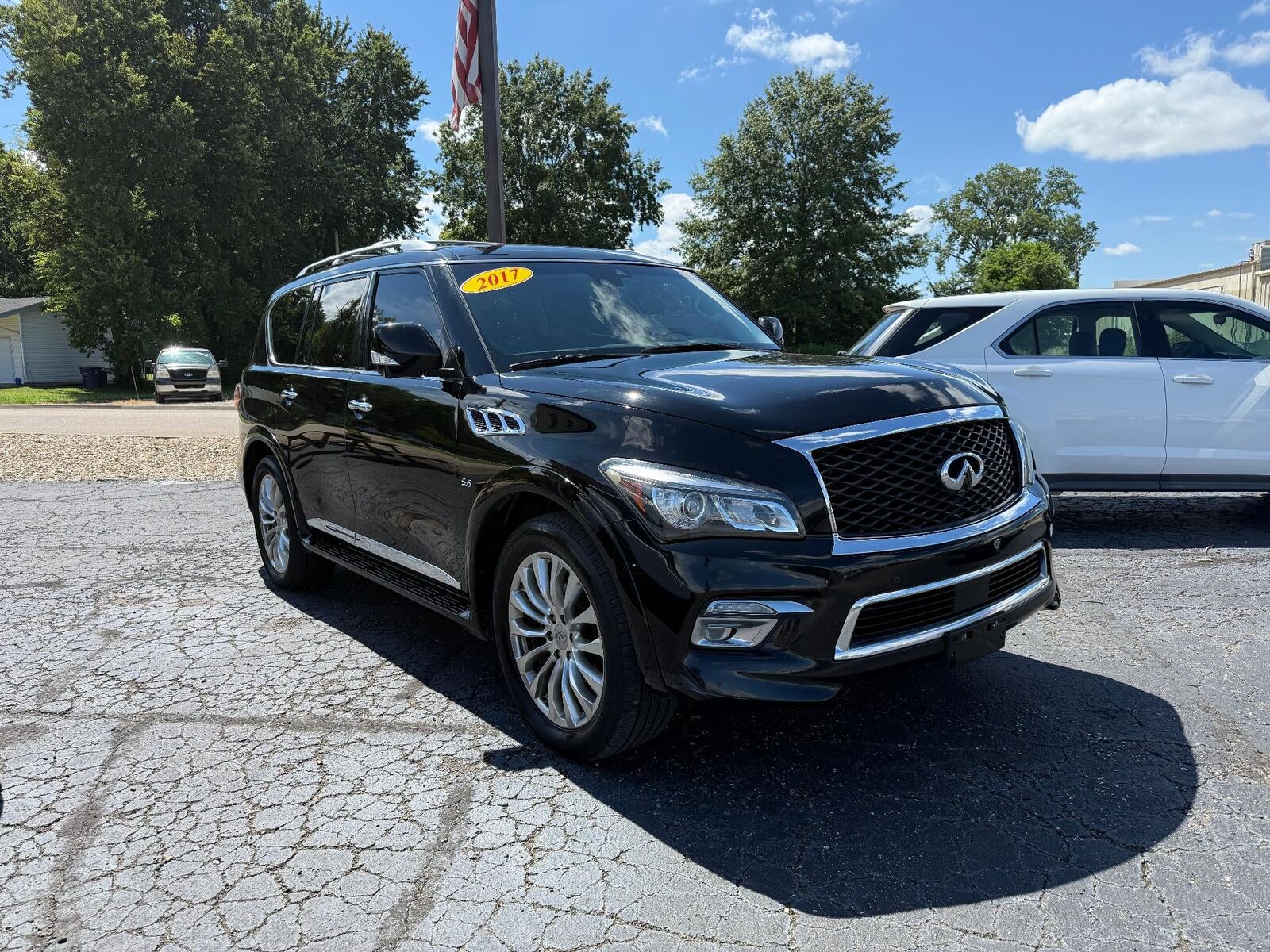 2017 INFINITI QX80