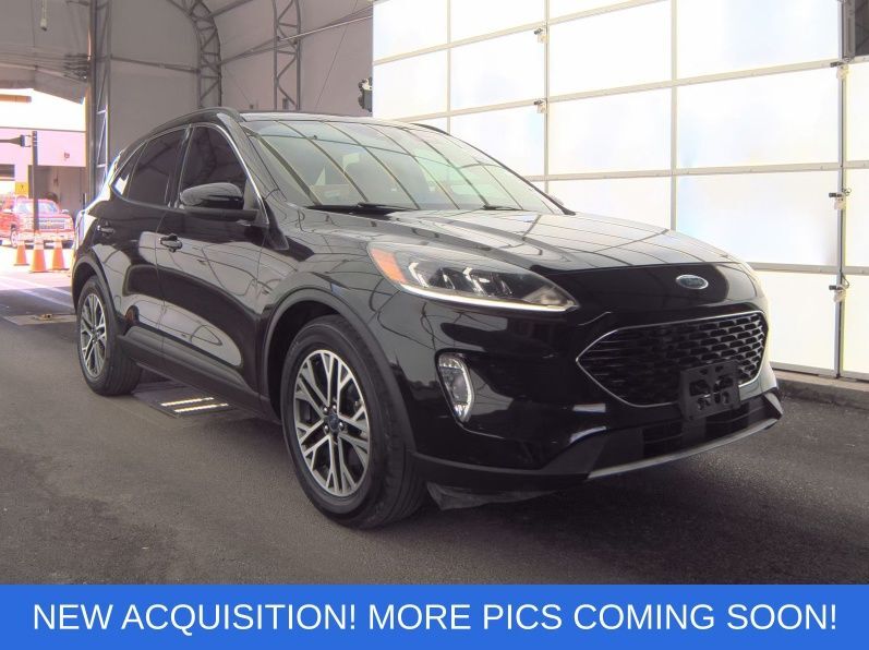 2020 FORD Escape