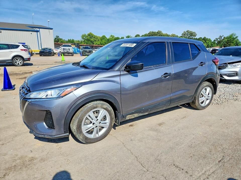 2023 NISSAN Kicks