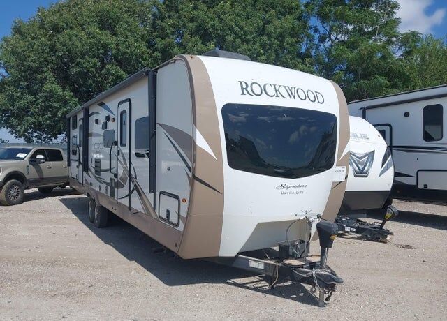 2018 FOREST RIVER Real-lite / Rockwood Lite Weight Trailers