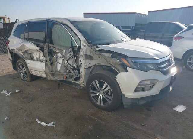 2017 HONDA Pilot
