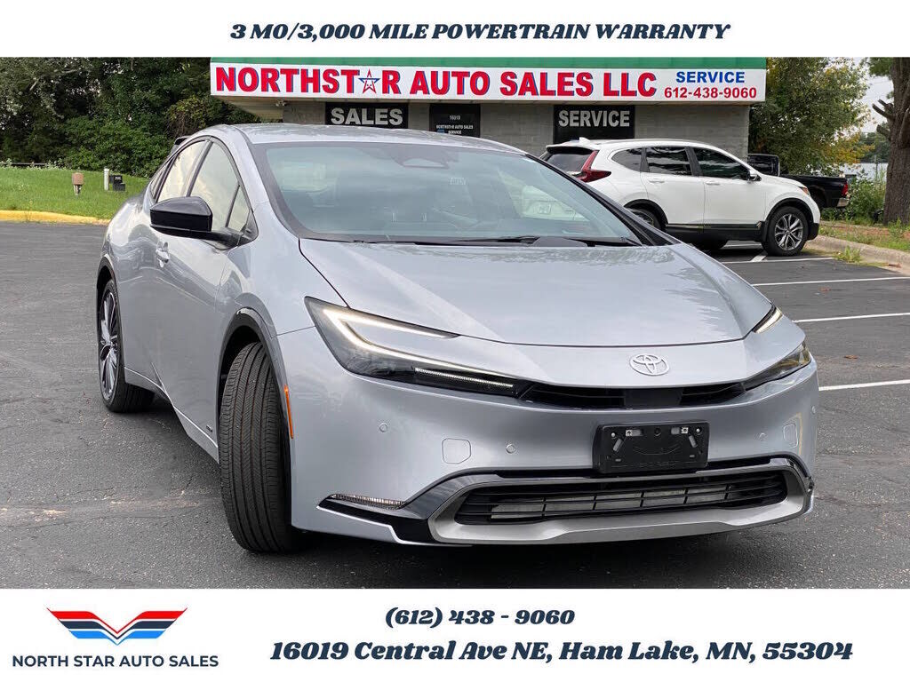 2024 TOYOTA PRIUS