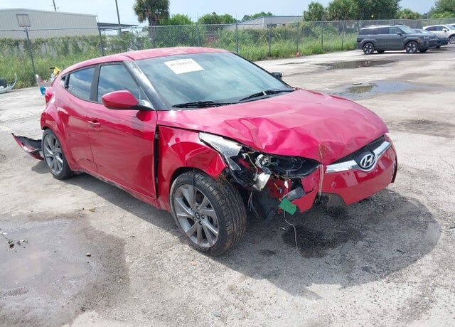 2017 HYUNDAI Veloster