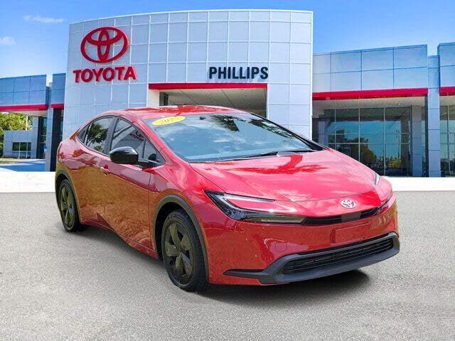 2025 TOYOTA PRIUS