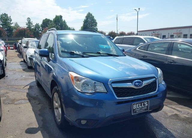 2016 SUBARU Forester