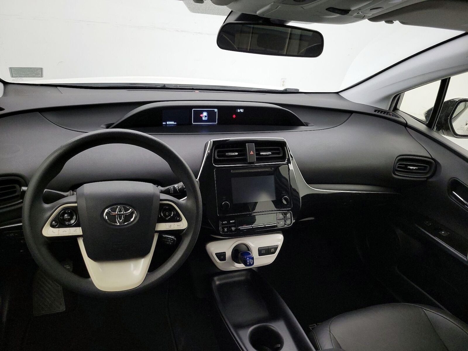 2017 TOYOTA PRIUS