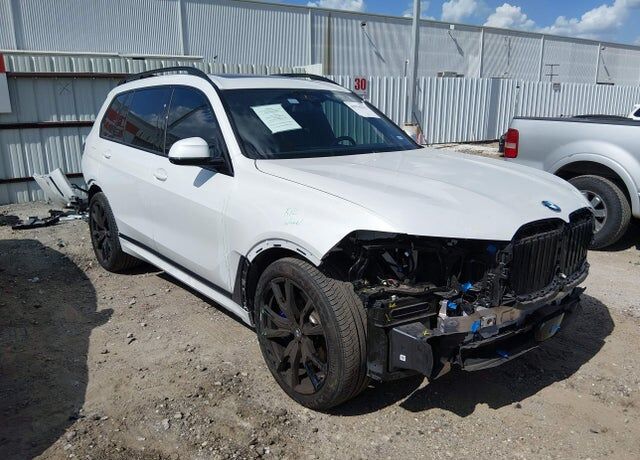 2024 BMW X7