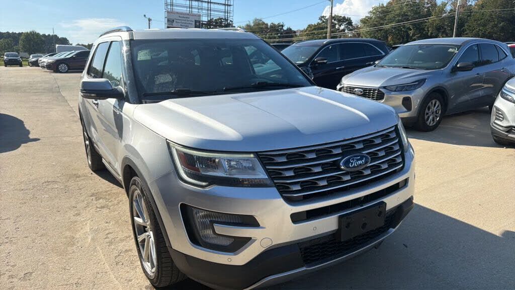 2017 FORD Explorer