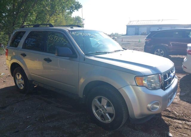 2011 FORD Escape