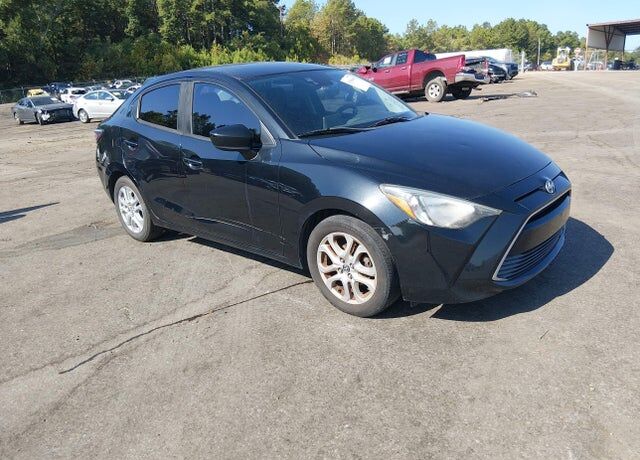 2016 TOYOTA Scion