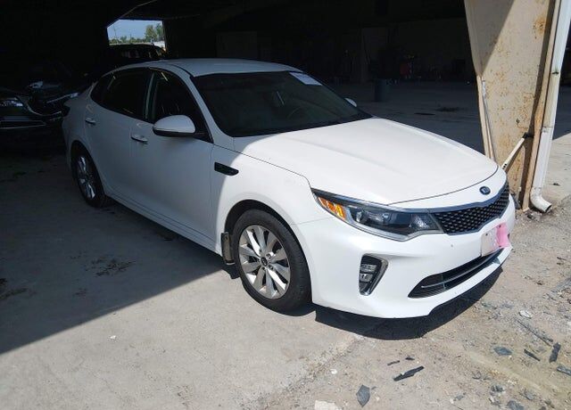 2018 KIA Optima