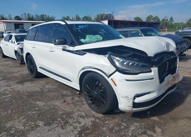 2023 LINCOLN Aviator