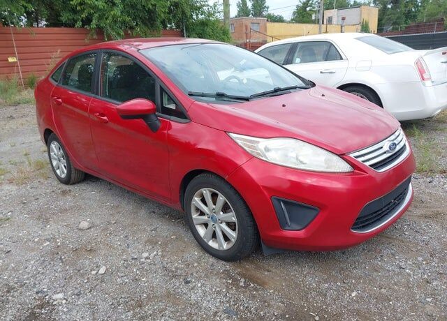 2012 FORD Fiesta