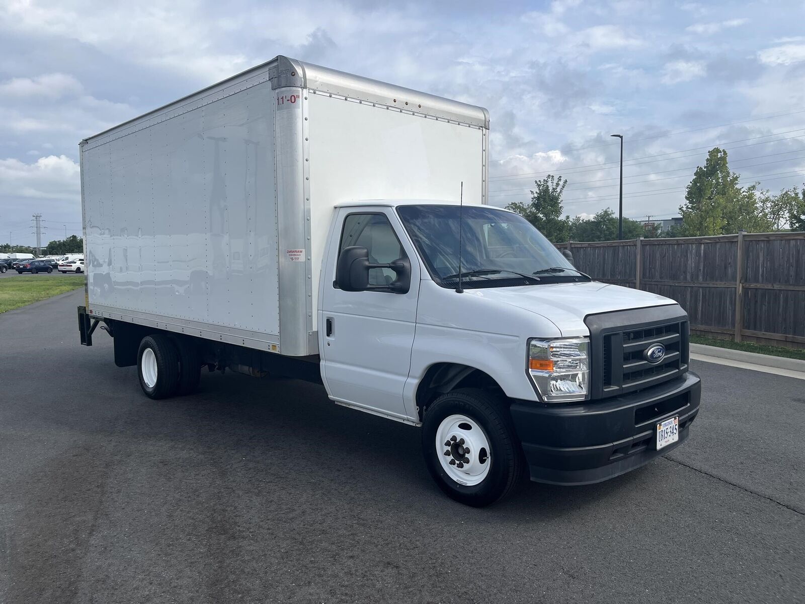 2024 FORD E-350
