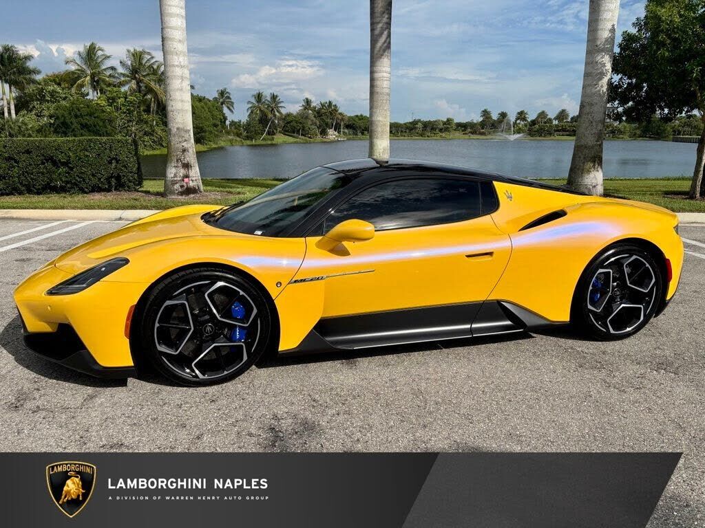 2022 MASERATI MC20